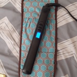 Chi digital flat iron